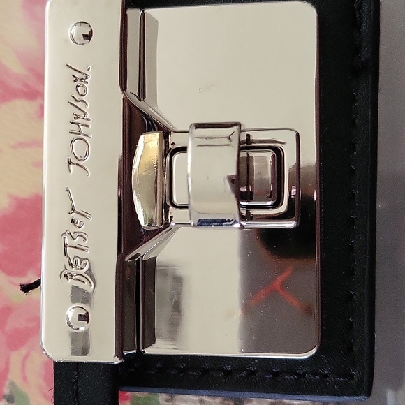 NWOT 💋BETSEY JOHNSON💋 Clear Purse - Picture 4 of 10